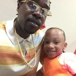 Meet your Posher, Travis